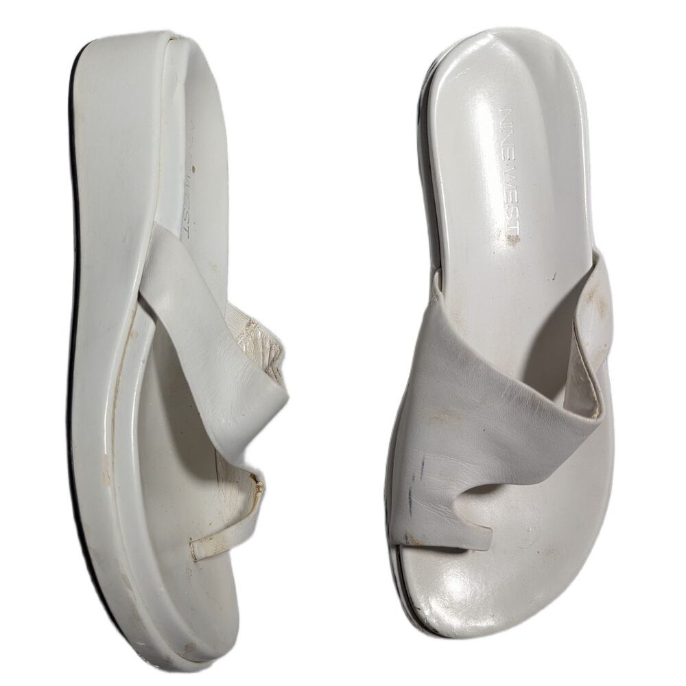 Vtg Y2K Nine West White Leather Toe Loop Low Wedge Summer Slide Sandals Sz 5.5